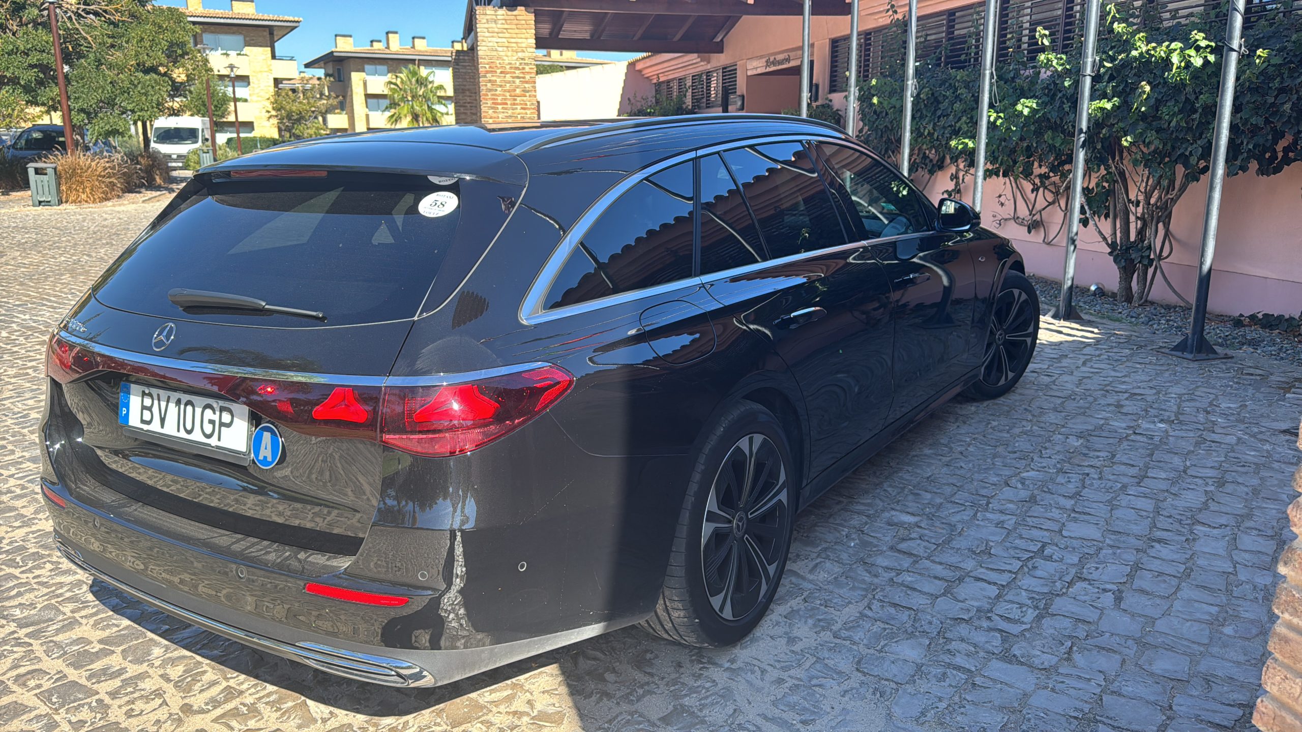 D5CBBCF6-CAD3-4AA8-903B-301D28EC410F